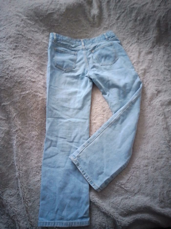 Jean large 11 / 12 ans - photo numéro 2