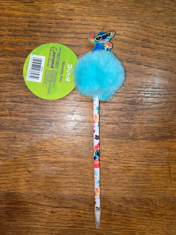 Bic pompom Stitch neuf