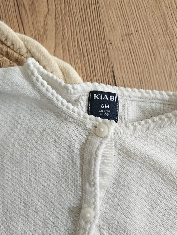 Gilet 6 mois - photo numéro 2