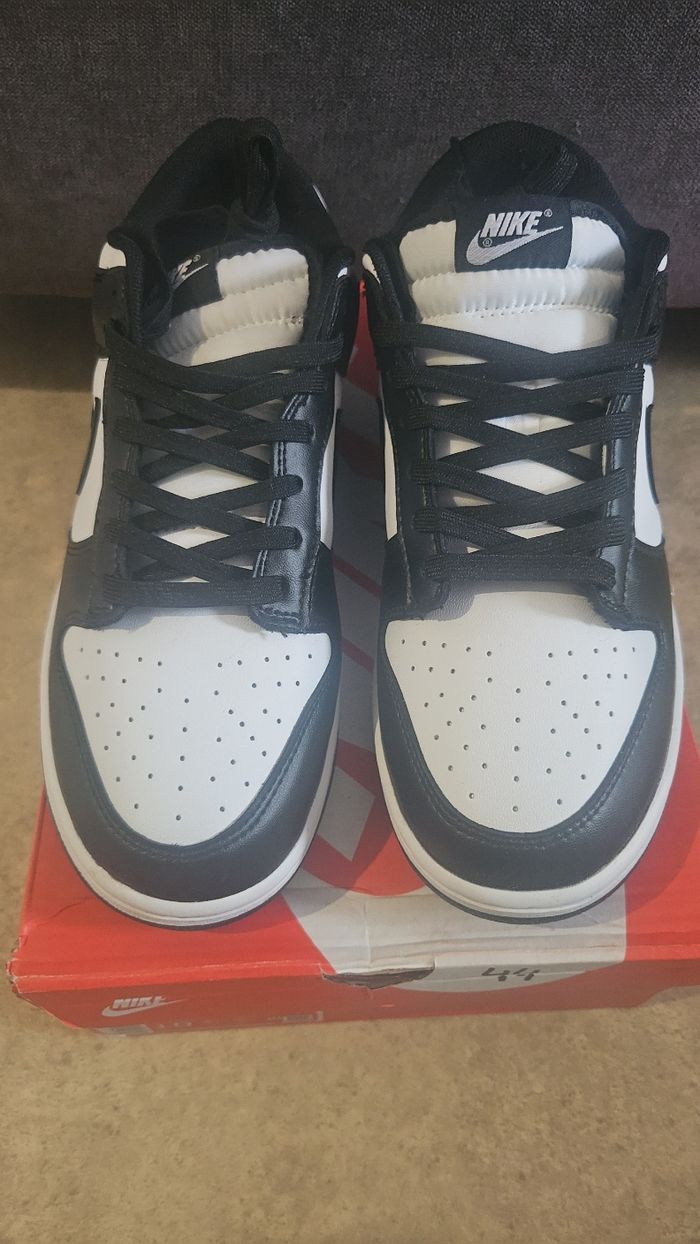 Basket nike dunk neuf - photo numéro 2