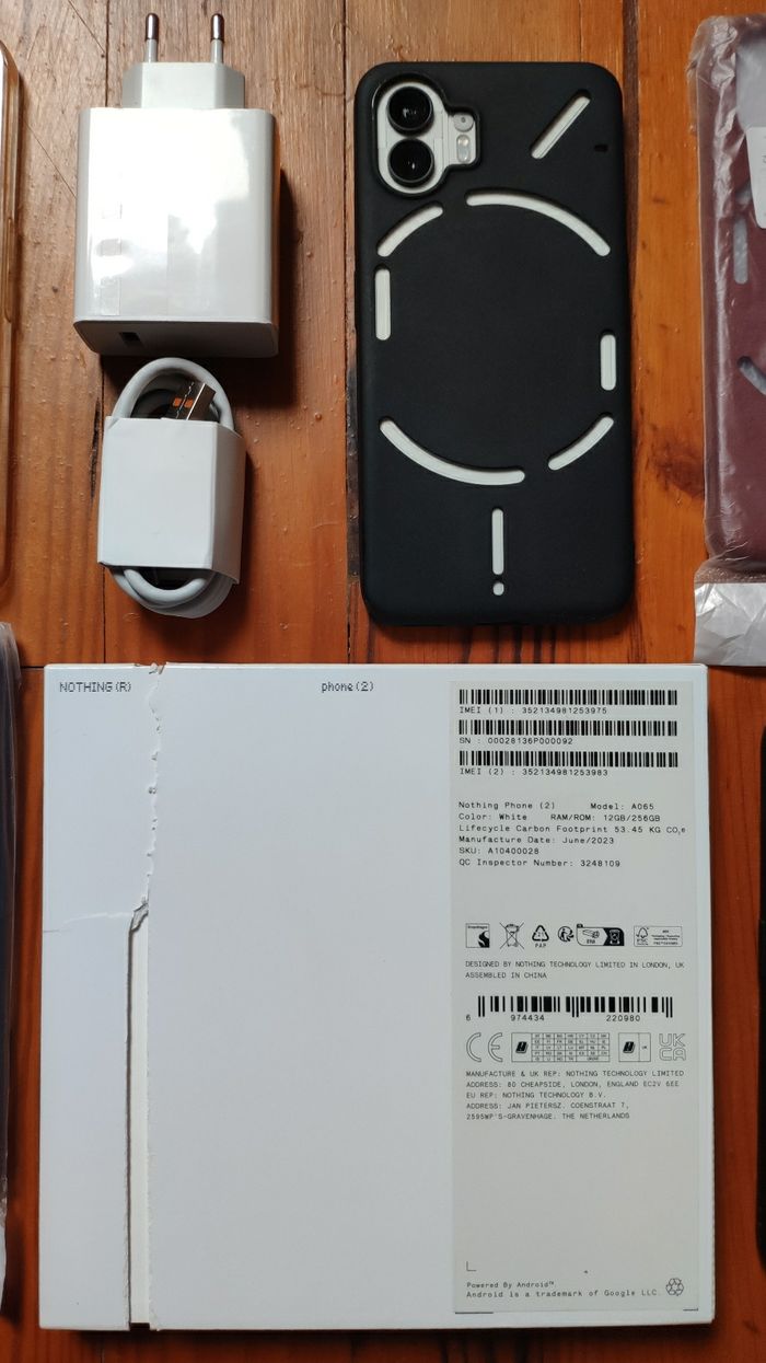 Nothing Phone (2) blanc 256 Go/12 Go - photo numéro 2
