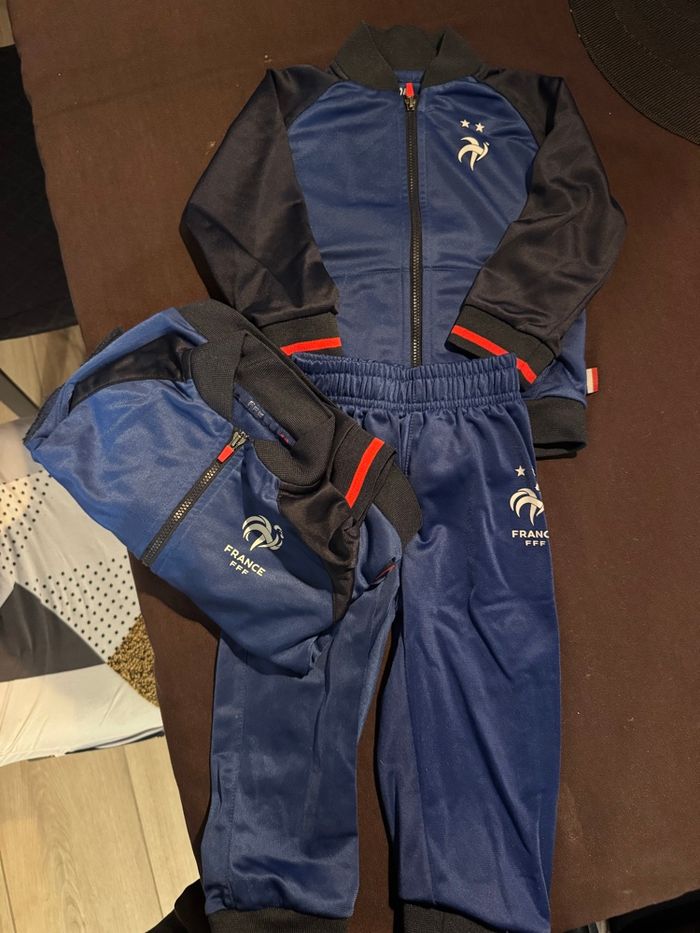 1 Survêtement ensemble Équipe de France 24 mois FFF