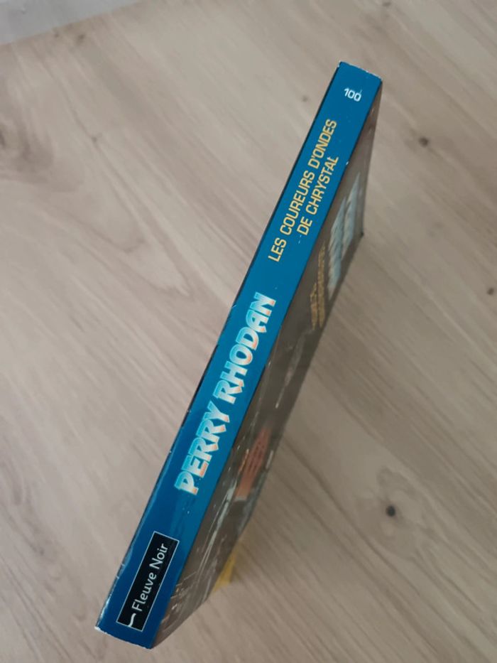 K.-H. Scheer / C. Darlton 🍀 Perry Rhodan Les coureurs d'ondes de chrystal - photo numéro 3