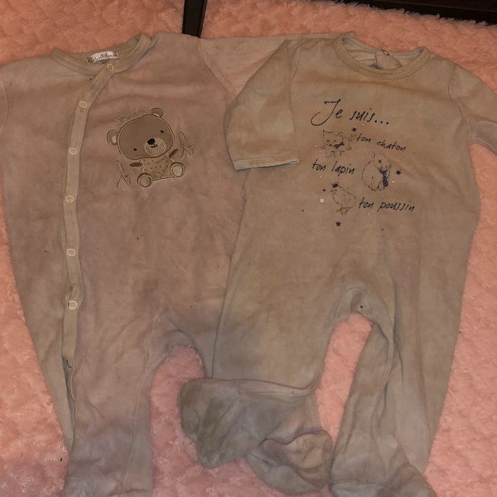 Lot de 2 pyjama taille 12 mois garçon