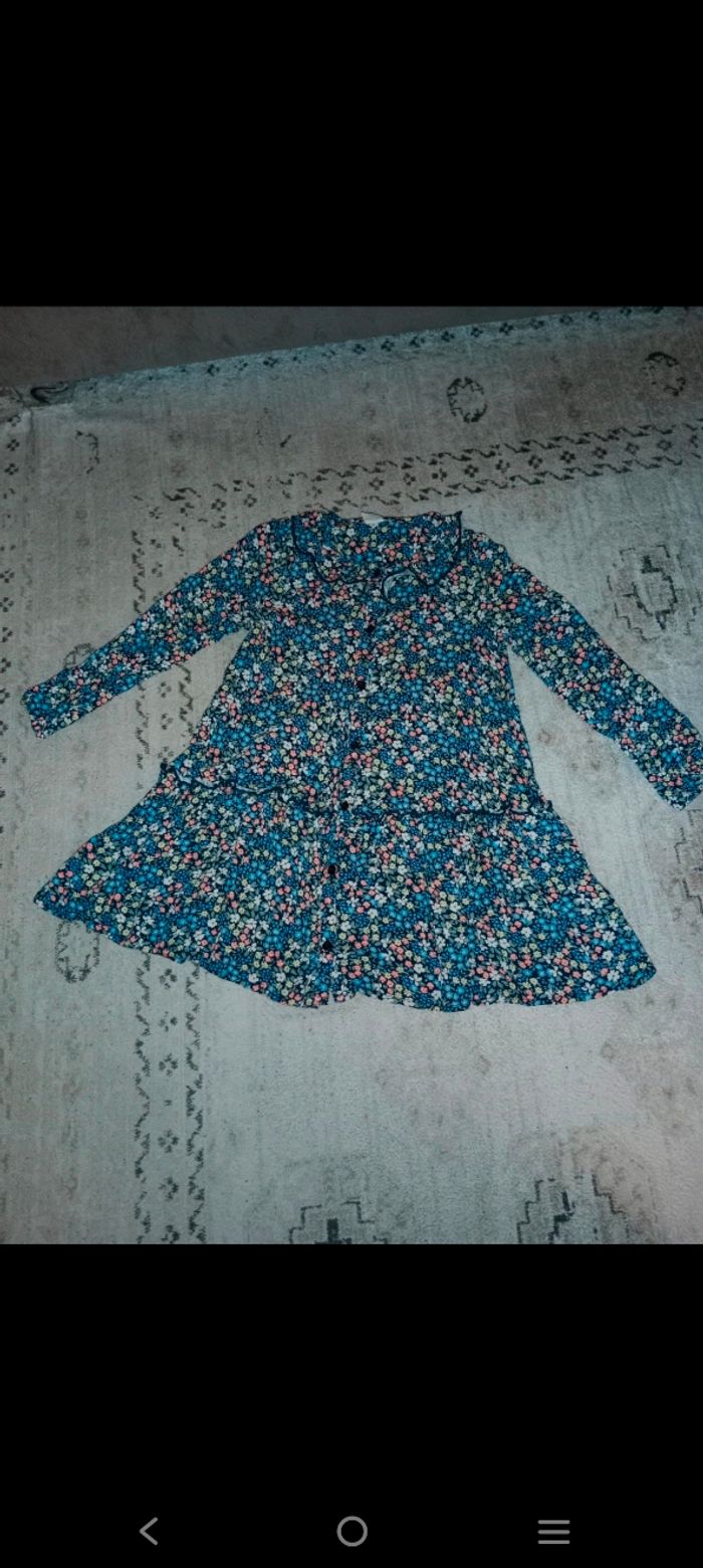 Robe gap neuve - photo numéro 2