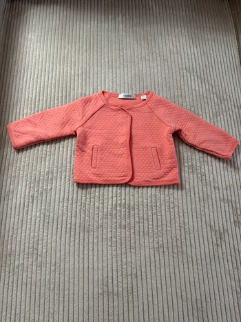 Joli gilet bébé fille