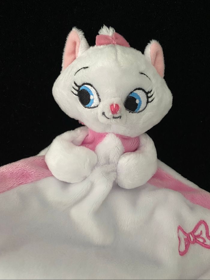 ❤️Doudou plat mouchoir Marie chat blanc rose Disney Nicotoy - photo numéro 2