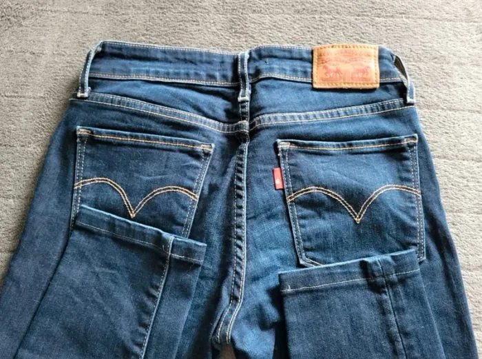 Jeans 711 Femme w25/35 Levi Strauss Bleu Marine - photo numéro 5