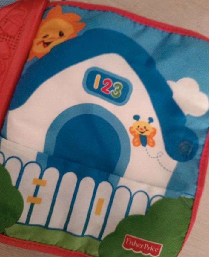 Livre jeux éveil bébé - photo numéro 2