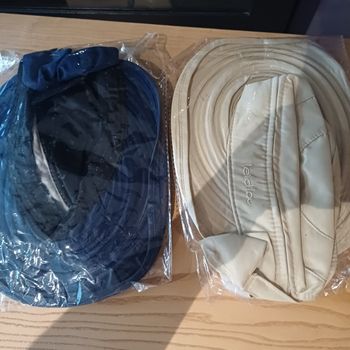 Lot chapeaux de soleil neuf