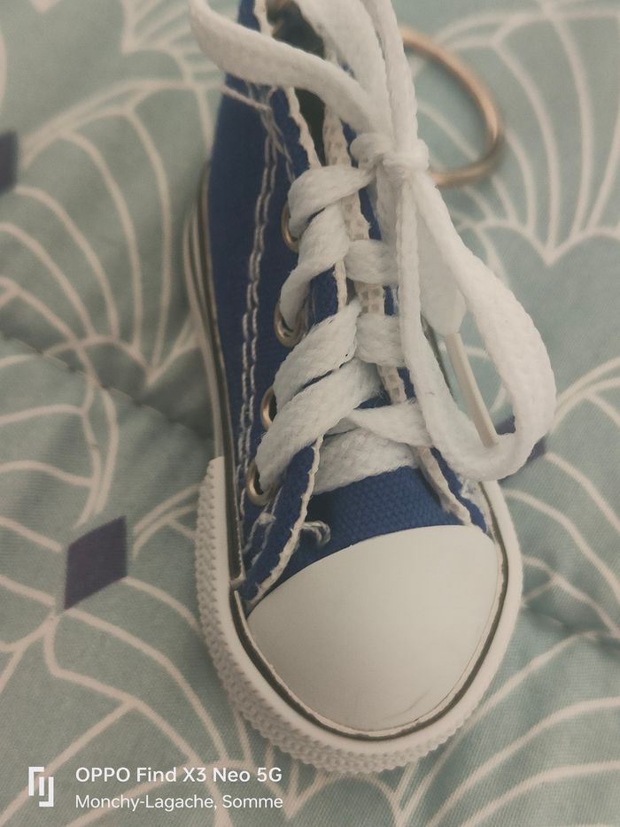 porte clé converse - photo numéro 4
