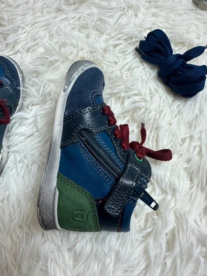 Paire de chaussures bébé Stones and Bones taille 20 - photo numéro 6