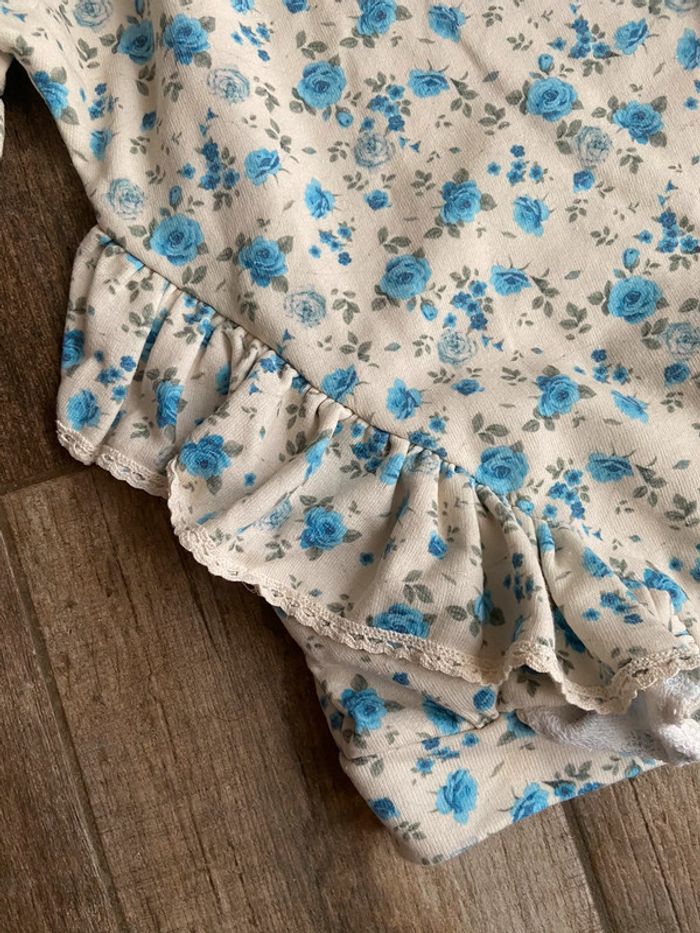 Sweat à volants et dentelle motif Liberty - photo numéro 3