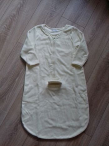 Douillette polaire 76cm avec des manches