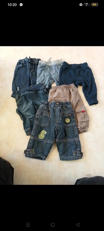 Lot de pantalons + 1 short 6 mois 