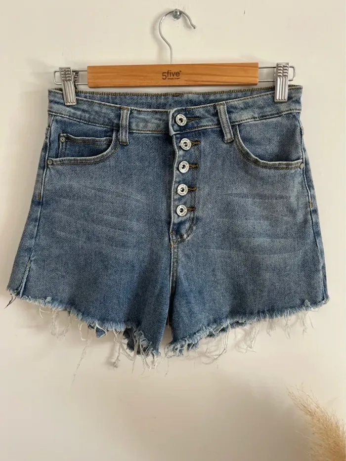 Short en jean bleu taille haute - photo numéro 3