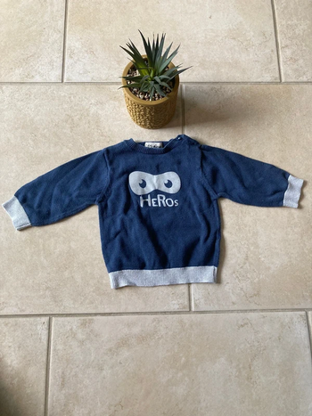 Pull garçon taille 6 mois