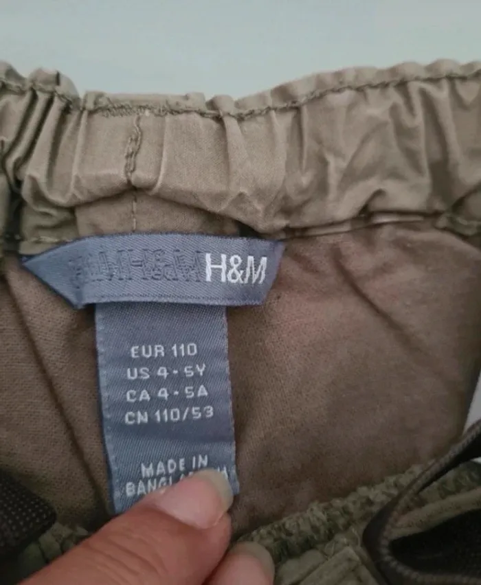 Lot de 3 shorts/bermudas 4/5 ans - photo numéro 4