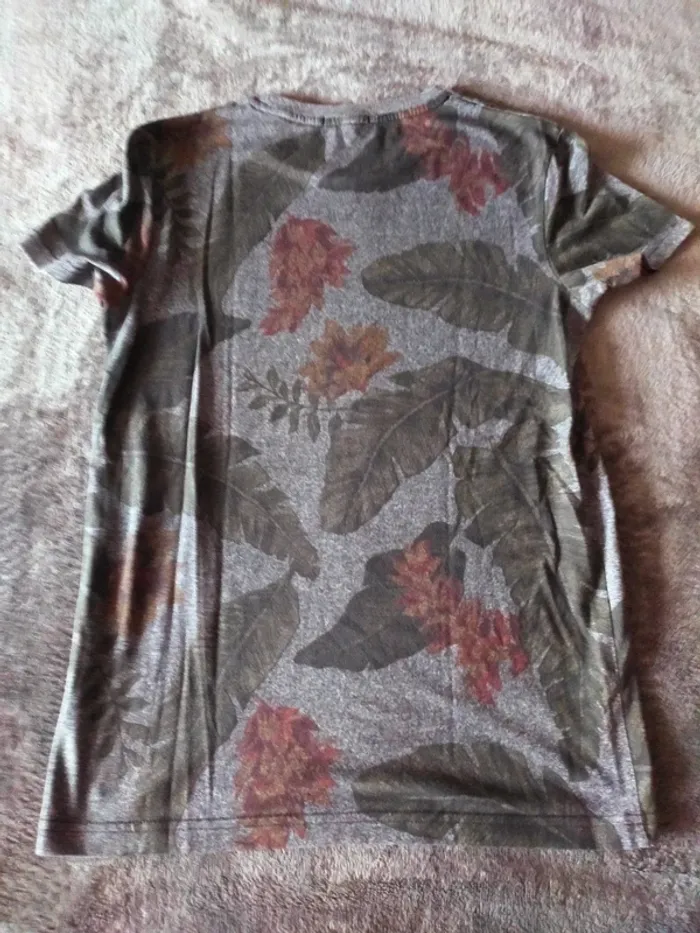 T-shirt taille XS - photo numéro 4