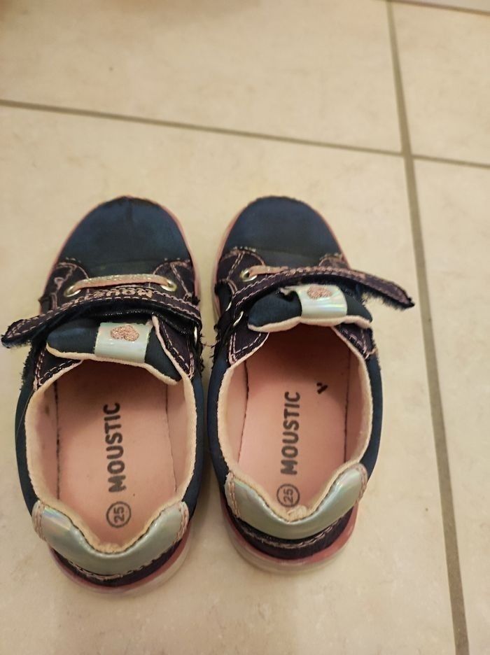 Chaussures 24, 25 et 26 - photo numéro 7