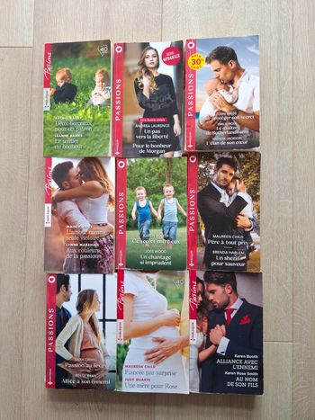 Lot de 9 livres Harlequin collection Passions en bon état