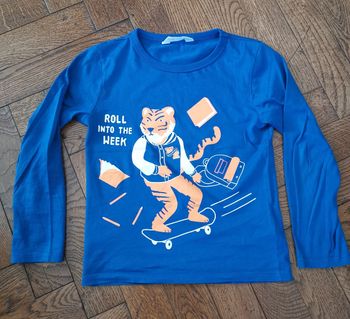 Joli t-shirt garçon 7/8 ans H&M