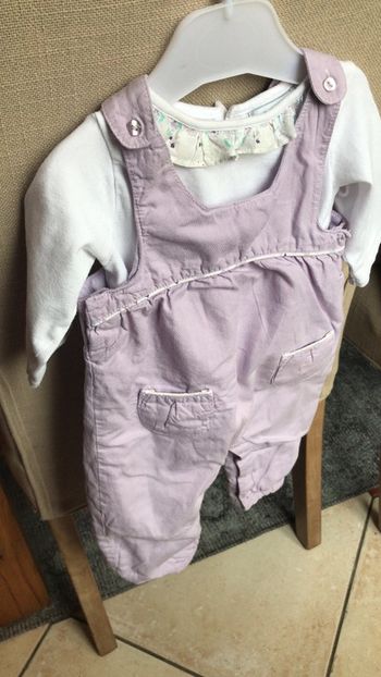 Deux pièces combinaison obaibi 6 mois