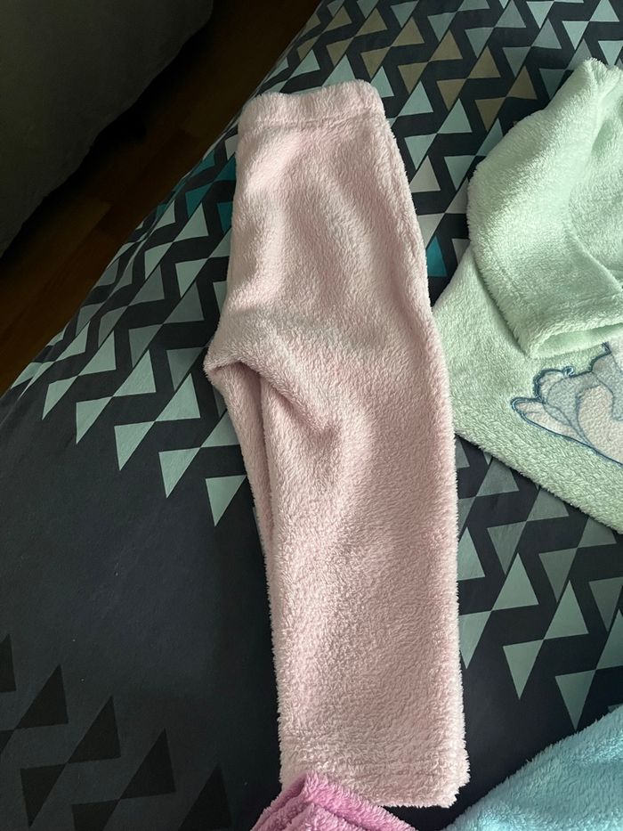 Lot pyjama polaire 3 ans - photo numéro 2