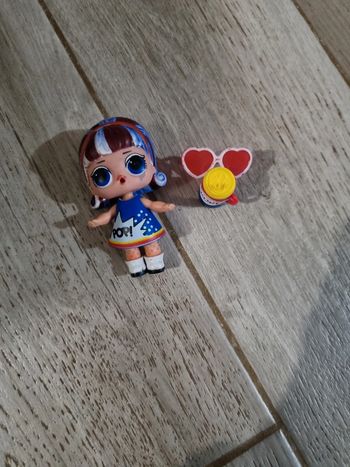 LOL surprise poupée avec accessoires
