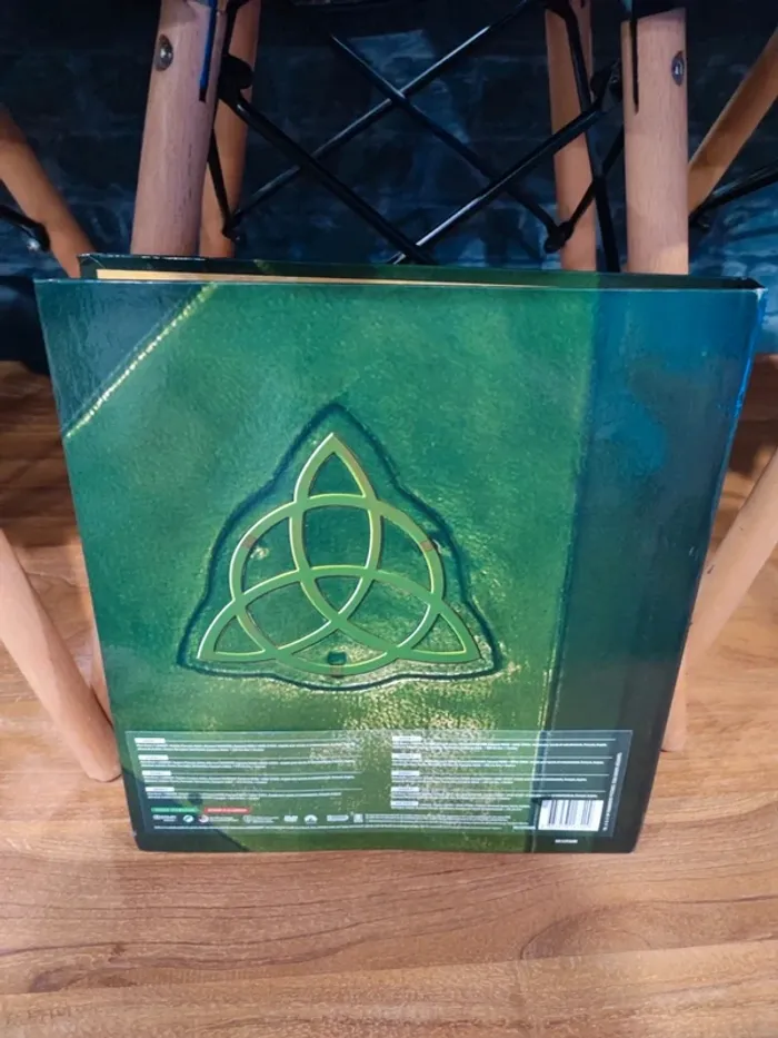 Charmed intégral DVD - livre des ombres collector - FR - photo numéro 2