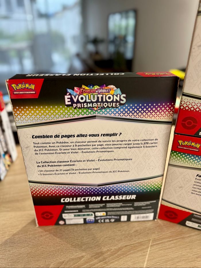 [NEUF] Lot de coffret Pokémon EV8.5, accessoires, poster, classeur - photo numéro 6