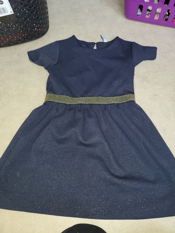 Robe 6ans - photo numéro 2