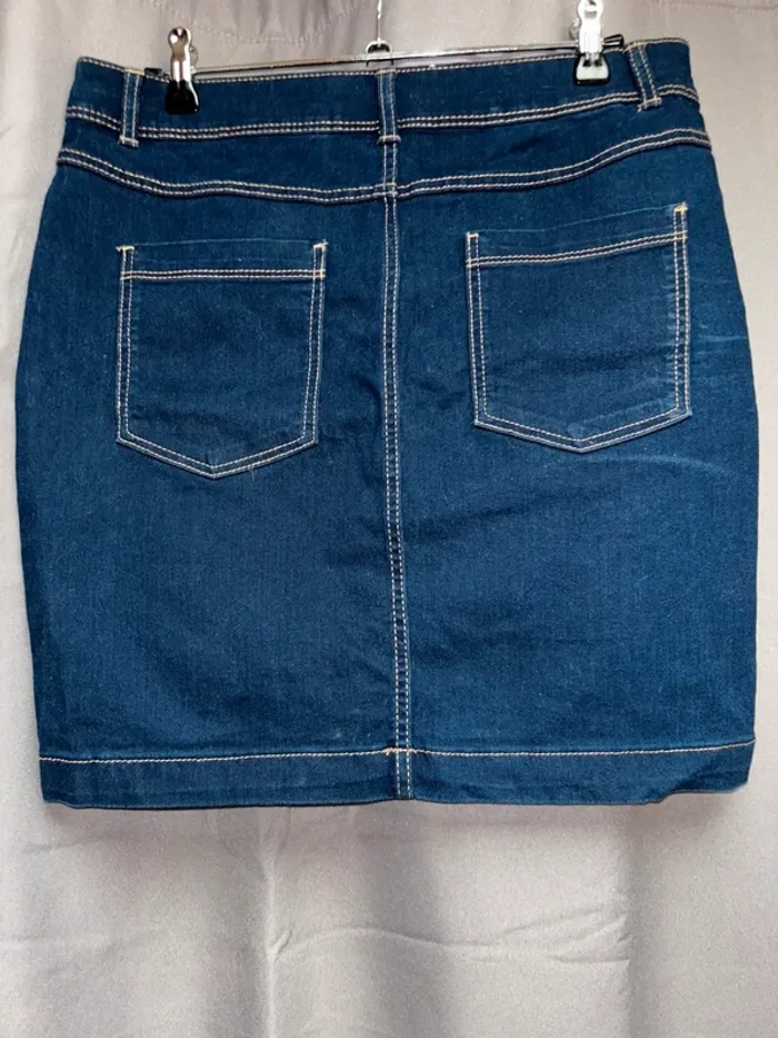 Mini jupe en jean, jupe courte, jupe en jean, jupe en jeans - photo numéro 3