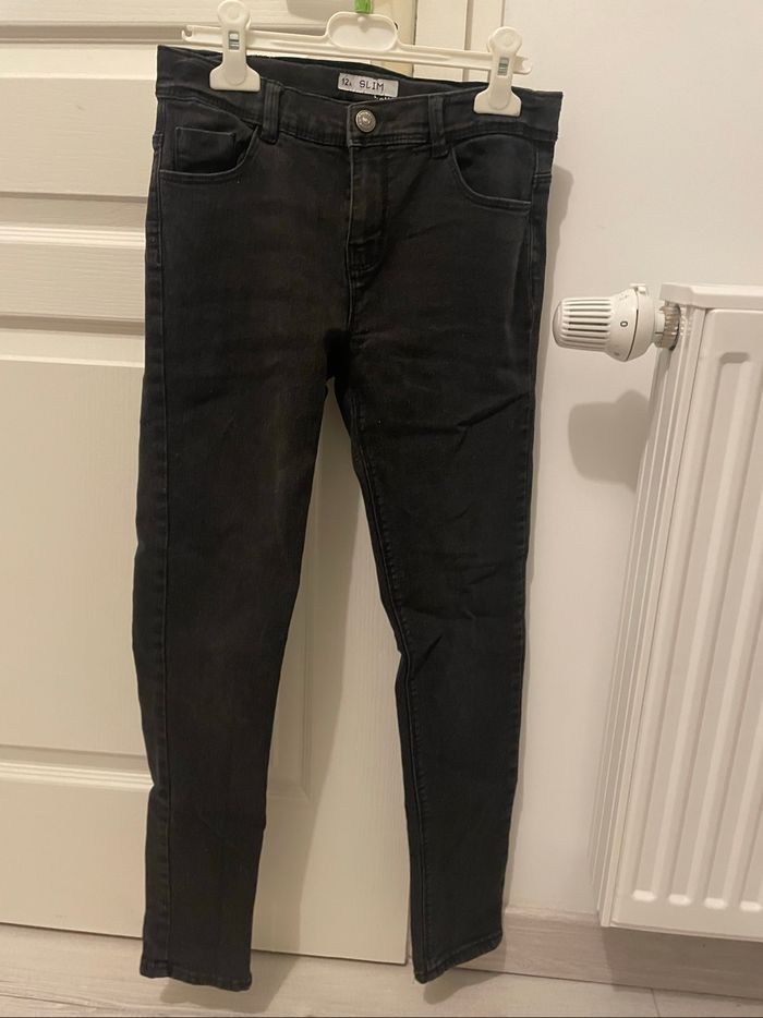 Jean slim noir (12A)