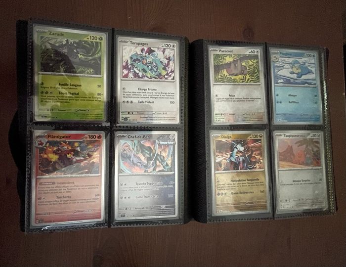 Classeur 160 cartes  Pokémon Holos Neuve - photo numéro 2