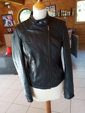 Veste en cuir