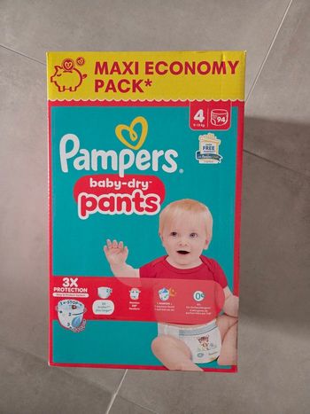 Couches pants taille 4