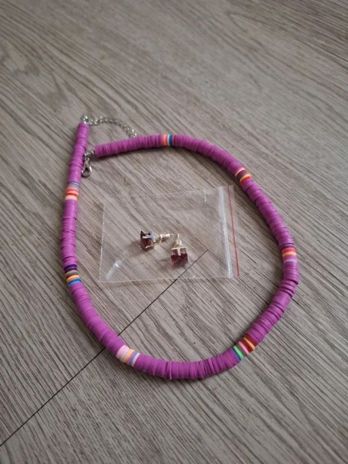 Collier et 1 paire de boucles d'oreilles neuf - photo numéro 8