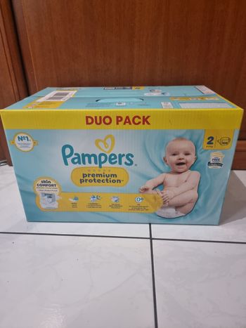 108 couches Pampers taille 2