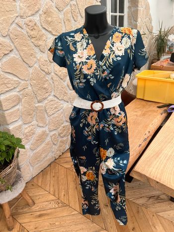 Millenium Combi taille S 36 femme bleu marine fleurs pantalon combinaison