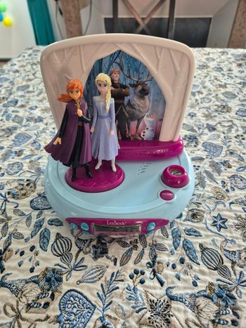 Réveil projecteur Reine des neiges 2 Lexibook