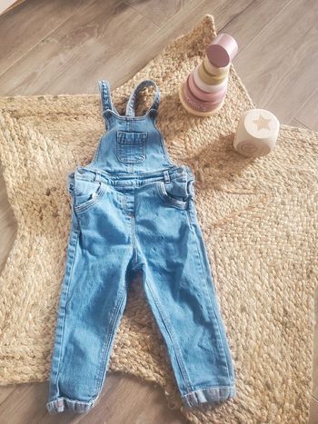 Salopette en jean 23 mois