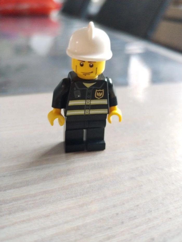 Lego city minifig pompier cty0020 - photo numéro 2