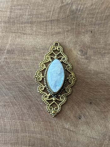 Pendentif pierre de lune