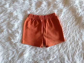 2€ Short orange 🍊 taille élastique T. 12 mois Tex Basic