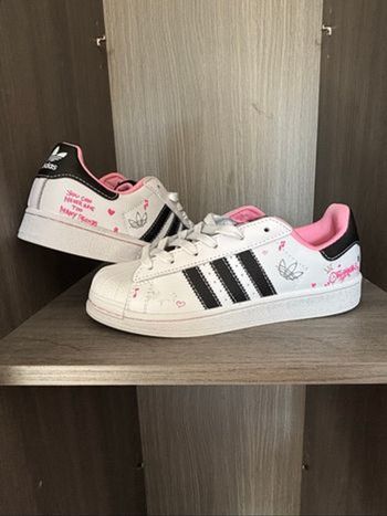 Adidas Superstar