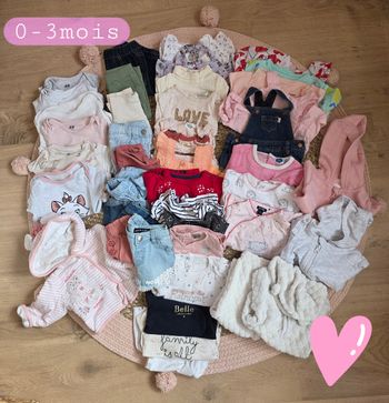 Lot bébé fille 0 - 3 mois