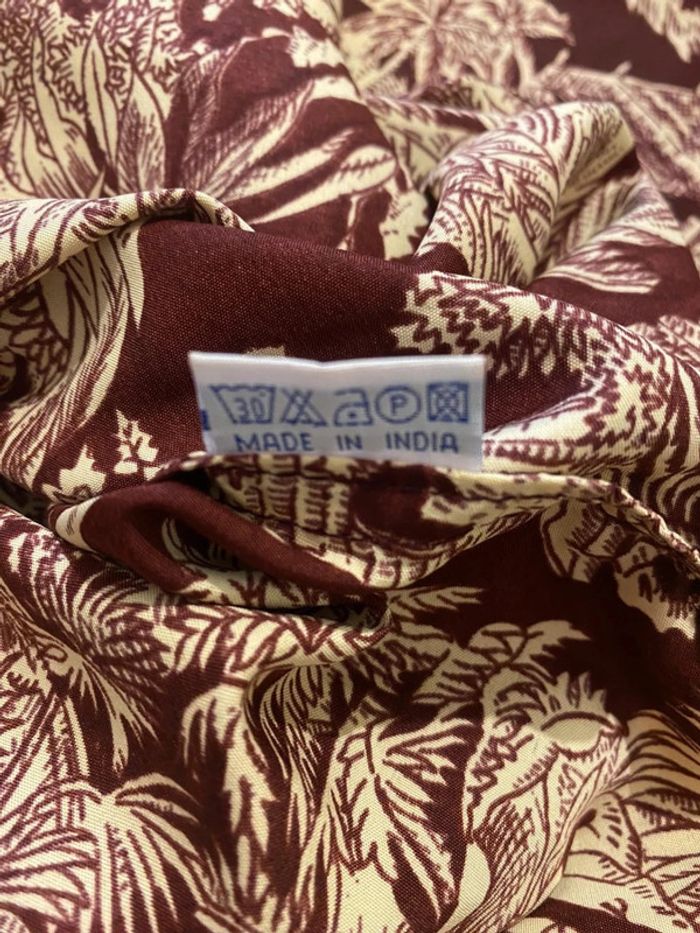 Blouse manches 3/4 bordeaux à motif tropicaux taille L - photo numéro 7