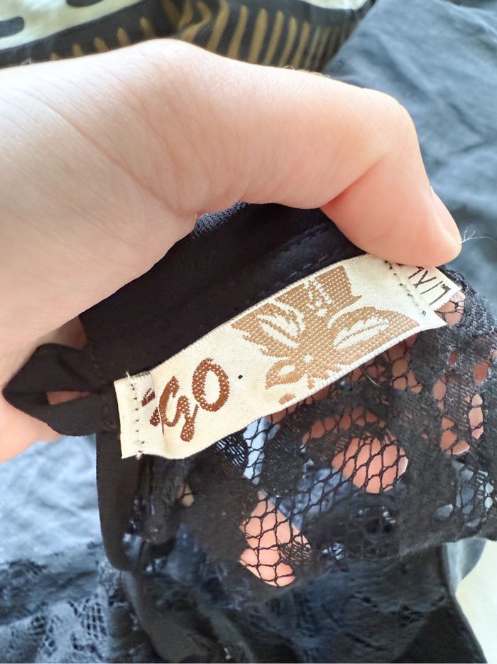 Top sans manches noir avec dentelle transparent taille 40 L - photo numéro 5