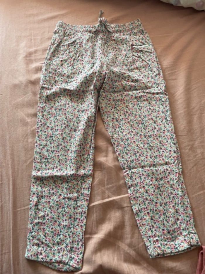 Pantalon léger fleuri